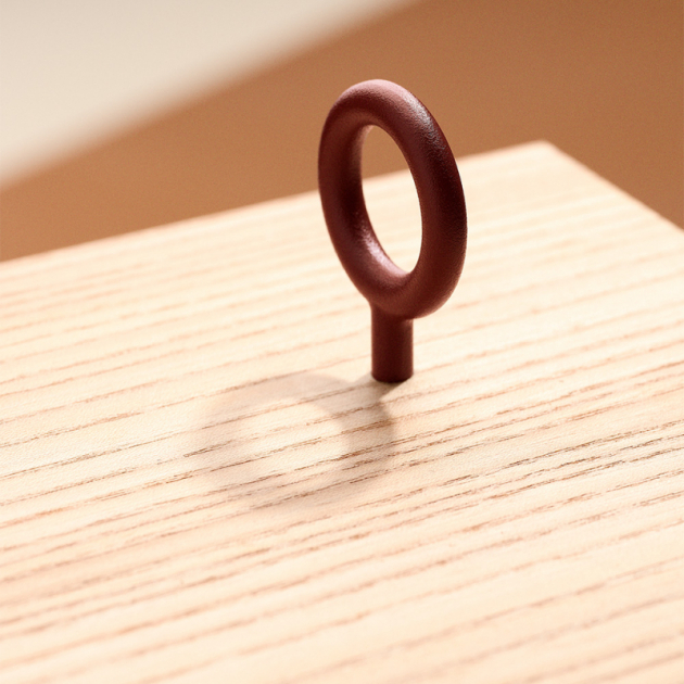 Knopp Key - Toniton Reddish Brown i gruppen Sortiment / Knoppar hos Beslag Design i Båstad Aktiebolag (401027-11)